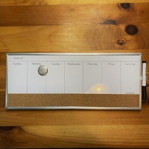 ♥ Weekly Whiteboard with Pen and Magnet